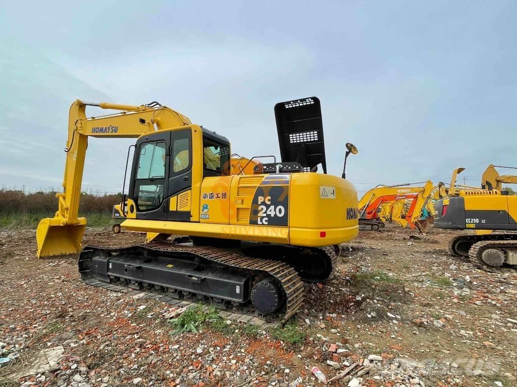 Komatsu PC 240 LC-8 Pásové rýpadlá
