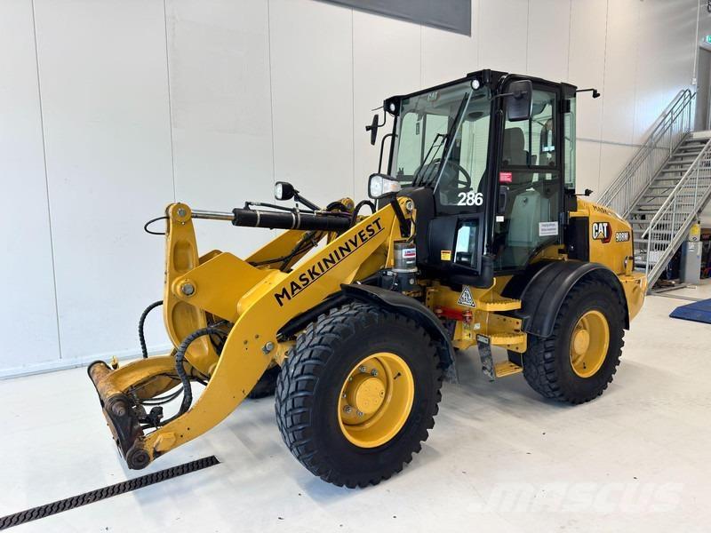 CAT 908 Cat 908 M Kolesové nakladače