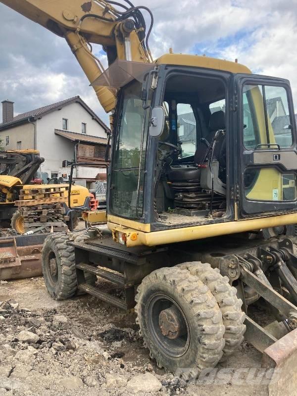 Komatsu PW 170 ES-6K Kolesové rýpadlá