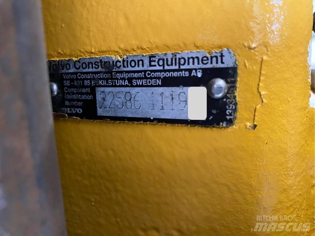 Volvo L 150 G Kolesové nakladače