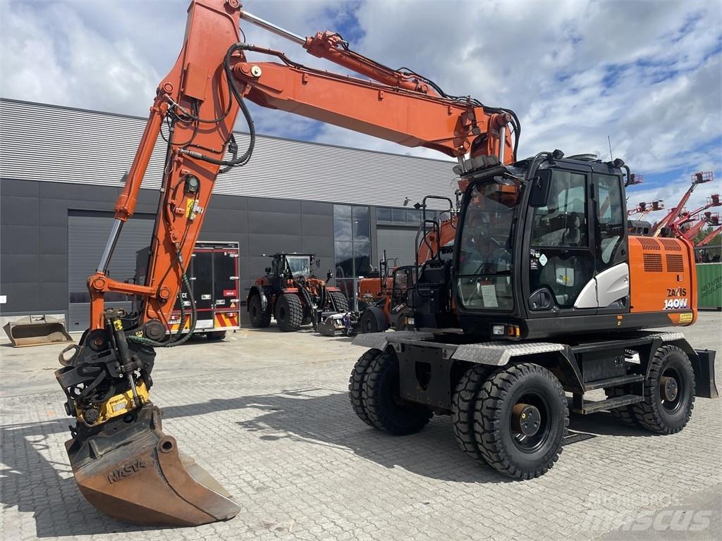Hitachi ZX 140 W-6 Kolesové rýpadlá