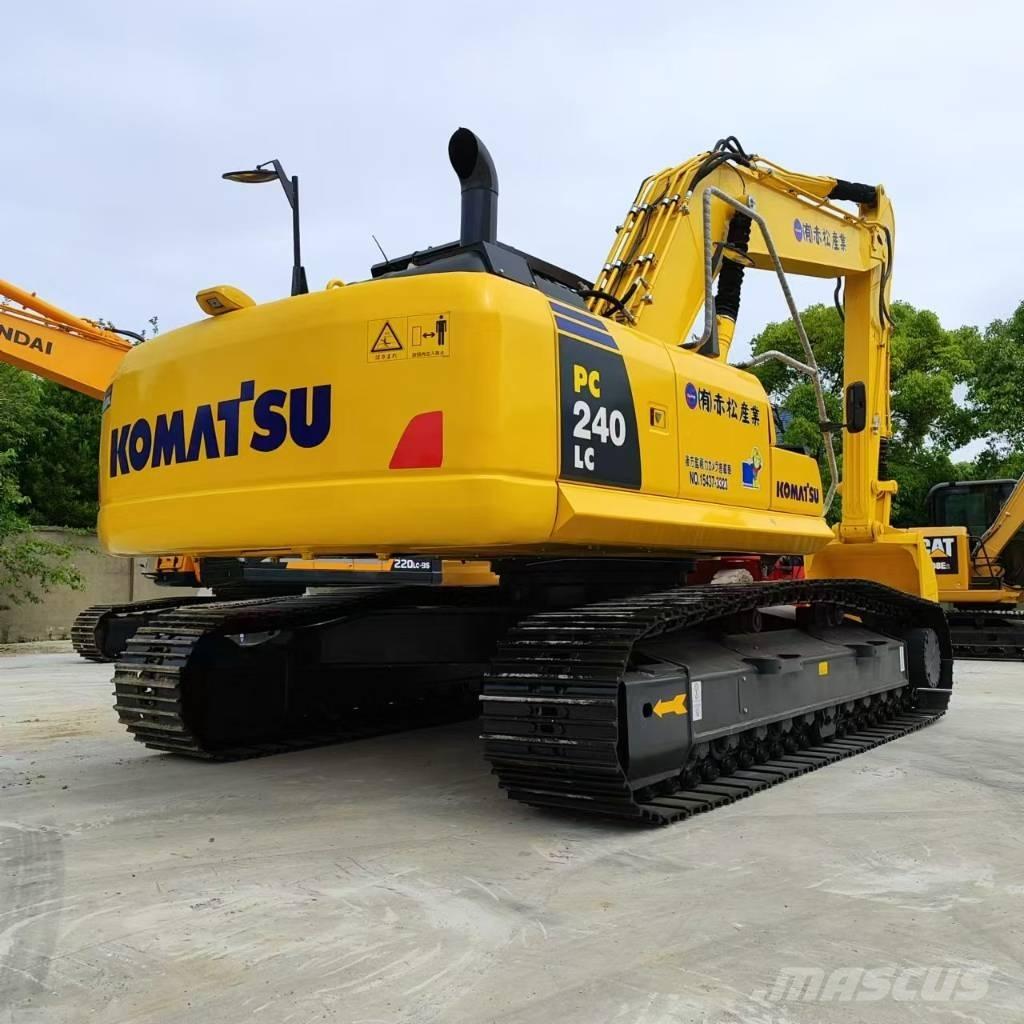 Komatsu PC 240 LC-8 Pásové rýpadlá