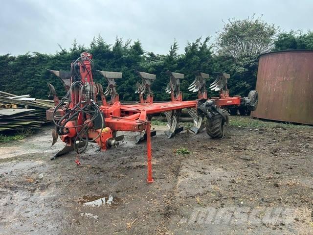 Kuhn MULTIMASTER 183 Dvojstranné pluhy