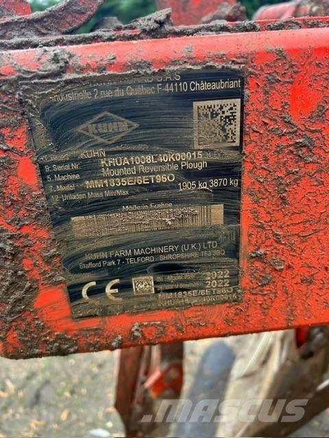 Kuhn MULTIMASTER 183 Dvojstranné pluhy