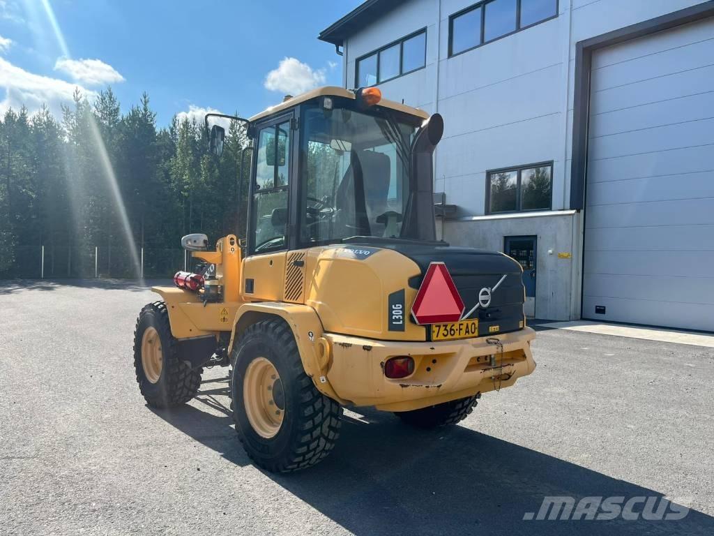 Volvo L 30 G Kolesové nakladače
