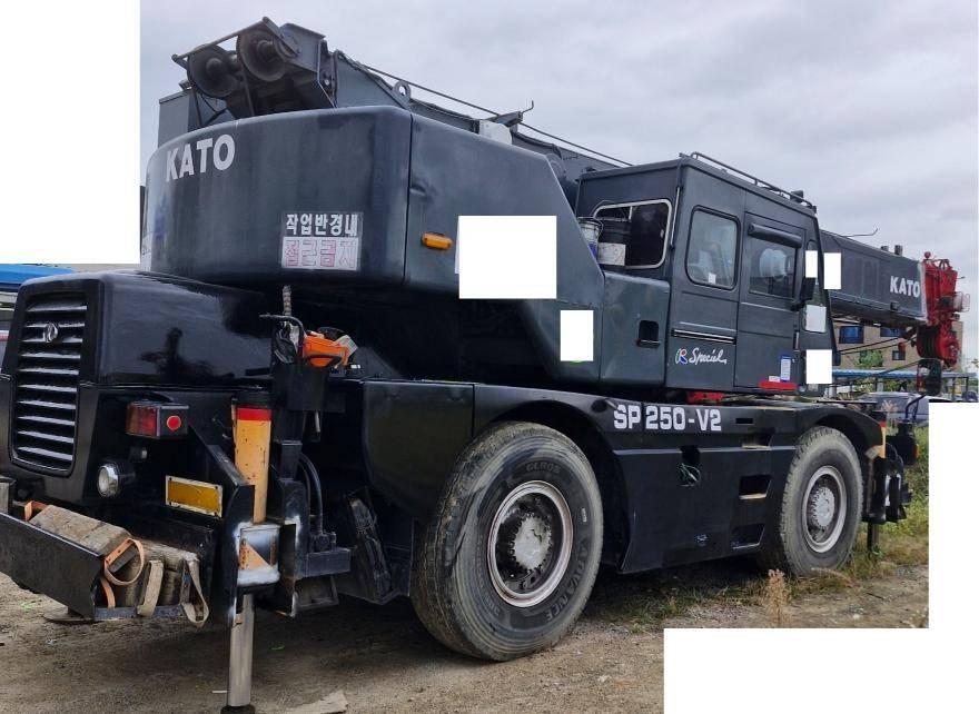 Kato KR 25 H V-2 Žeriavy pre ťažký terén