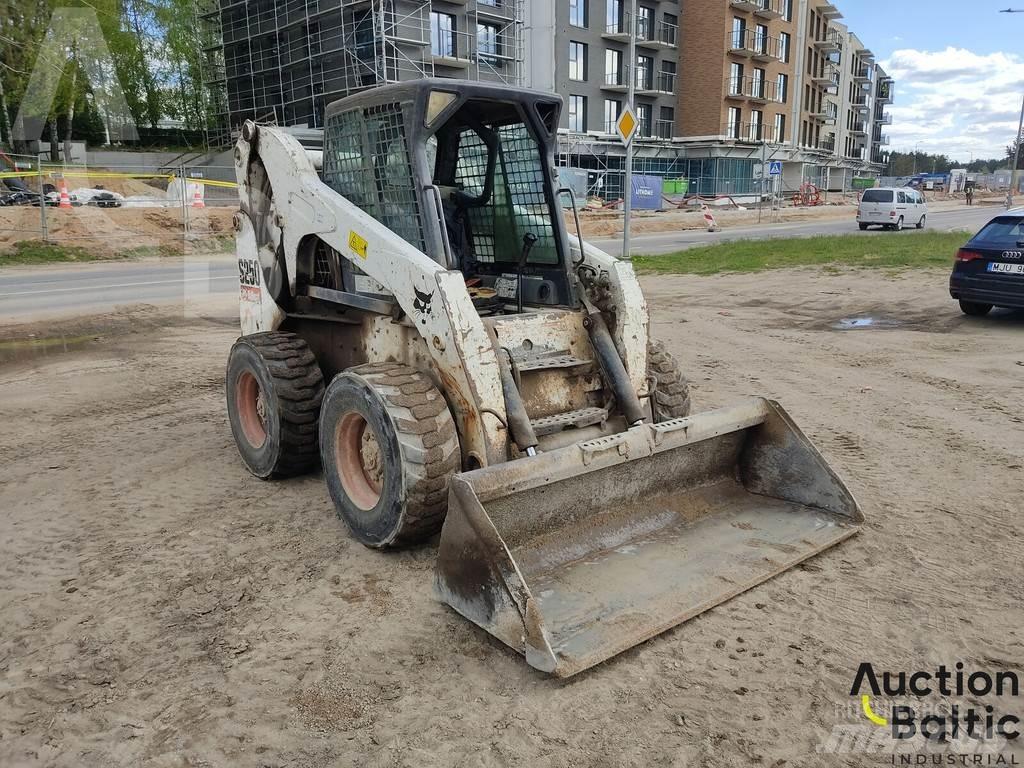 Bobcat S 250 Šmykom riadené nakladače