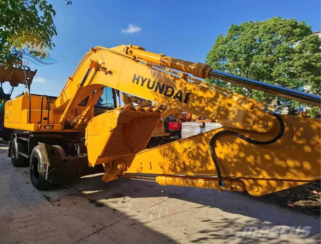 Hyundai r210w-7 Kolesové rýpadlá
