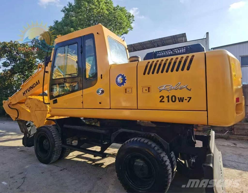 Hyundai r210w-7 Kolesové rýpadlá
