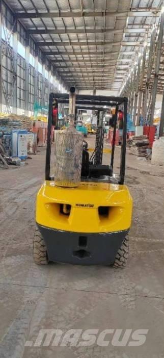 Komatsu FD 30 T-14 Dieselové vozíky