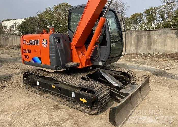 Hitachi ZX 70 Pásové rýpadlá