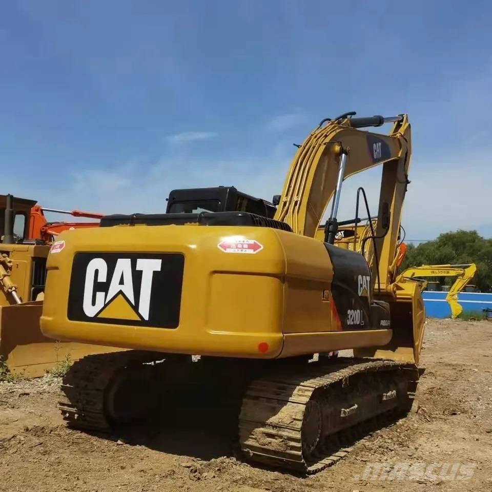 CAT 320 D L Midi rýpadlá 7 t - 12 t