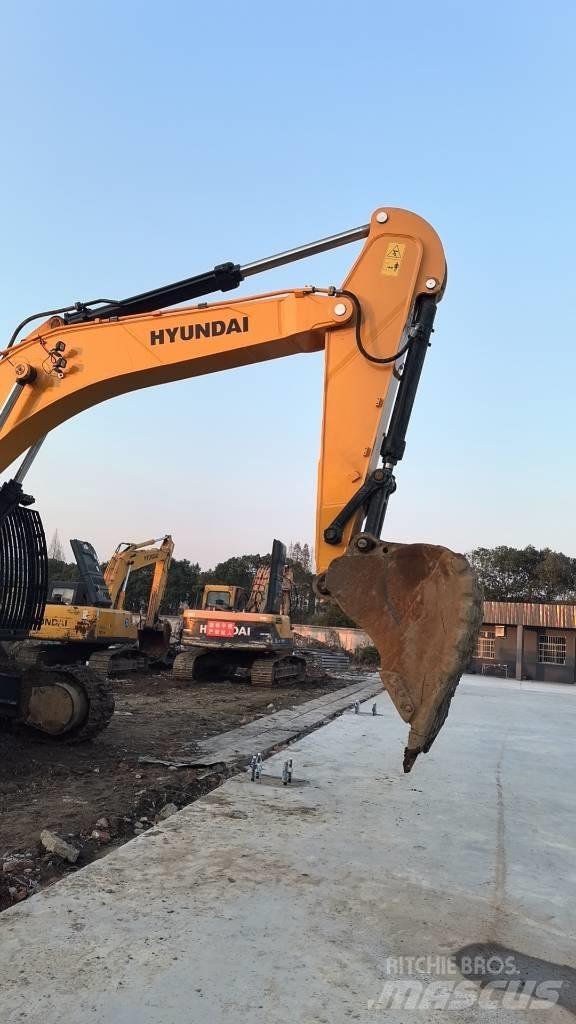 Hyundai R520L-9VS Pásové rýpadlá