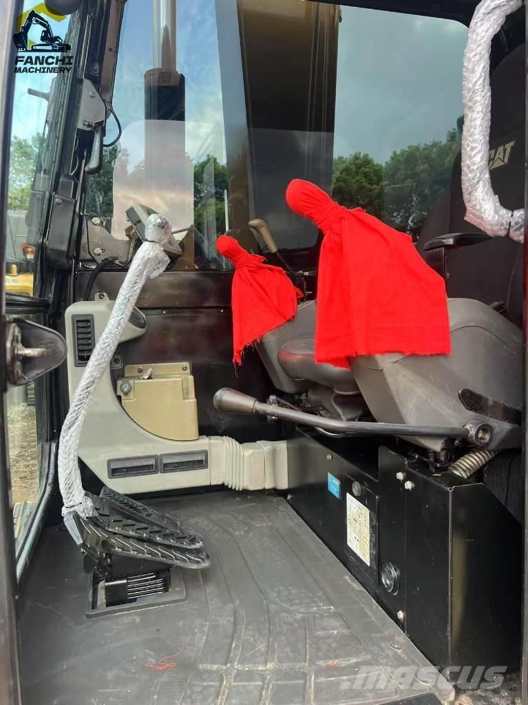 CAT 308 E 2 Pásové rýpadlá