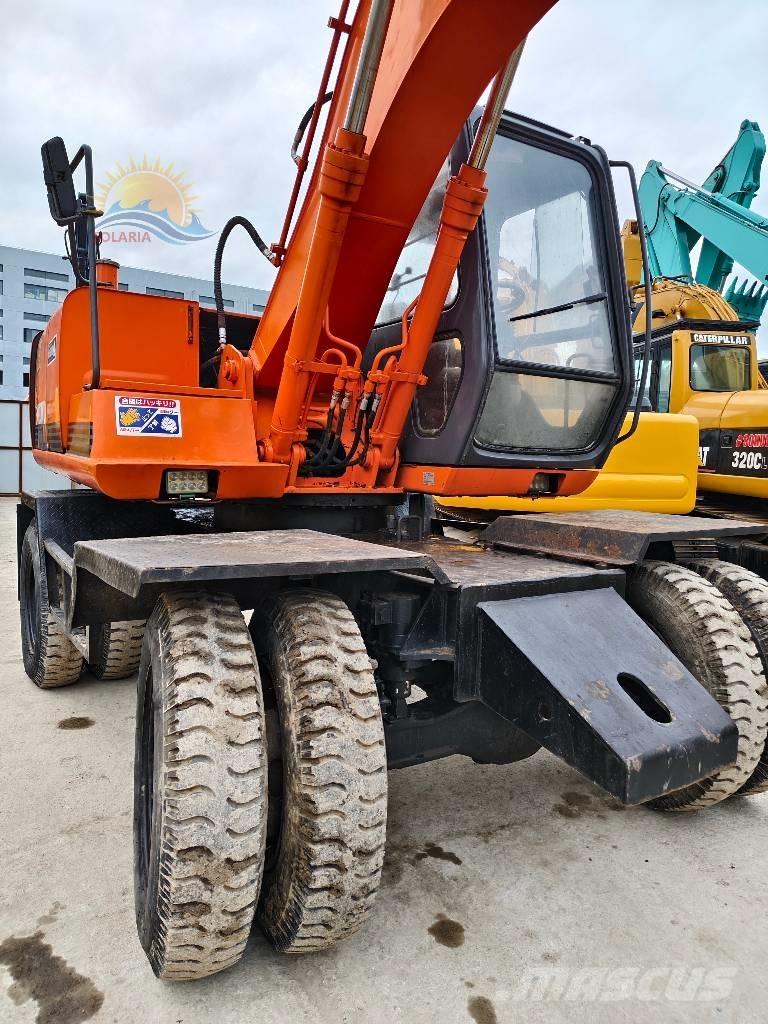 Hitachi EX 100 W D Kolesové rýpadlá