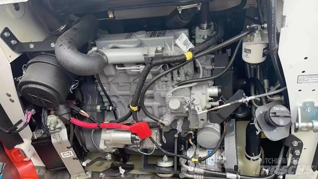 Bobcat S 450 Šmykom riadené nakladače
