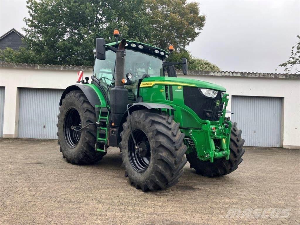 John Deere 6R 250 Traktory
