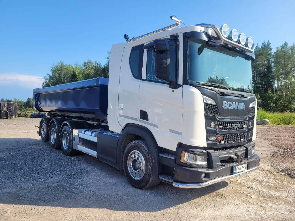 Scania R520 Hákový nosič kontajnerov