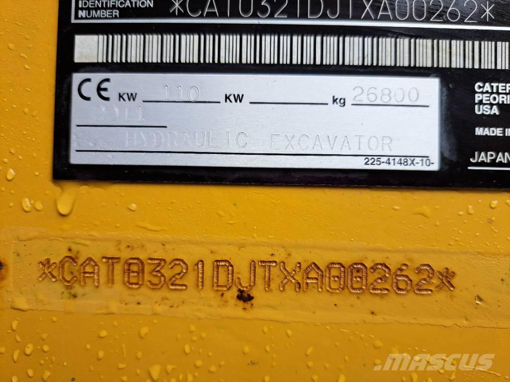 CAT 321 D Pásové rýpadlá