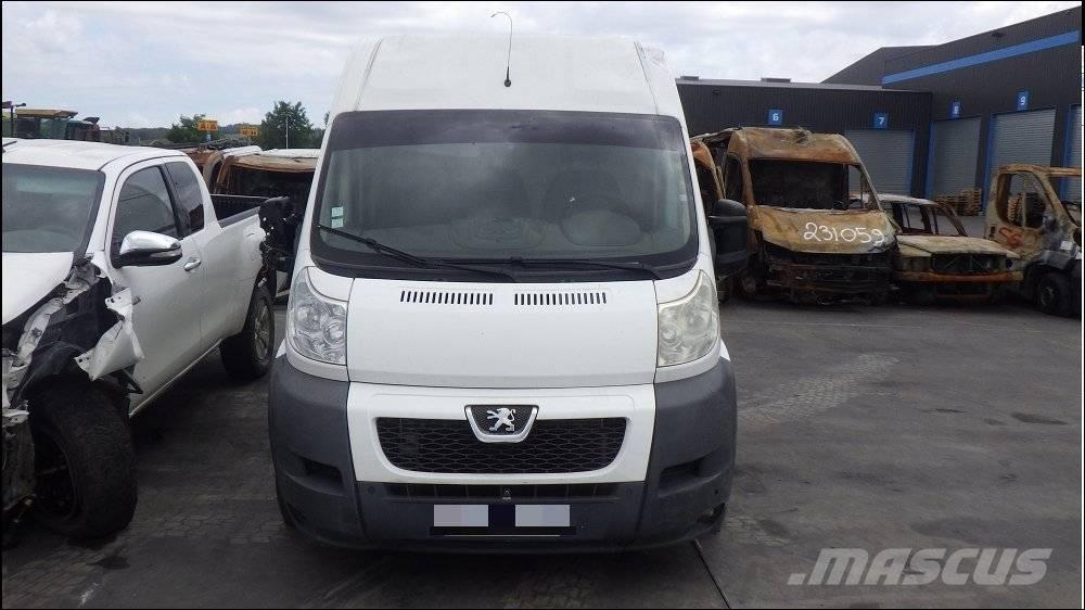 Peugeot Boxer 3 Skriňová nadstavba