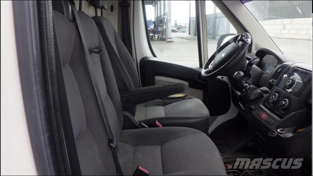 Peugeot Boxer 3 Skriňová nadstavba