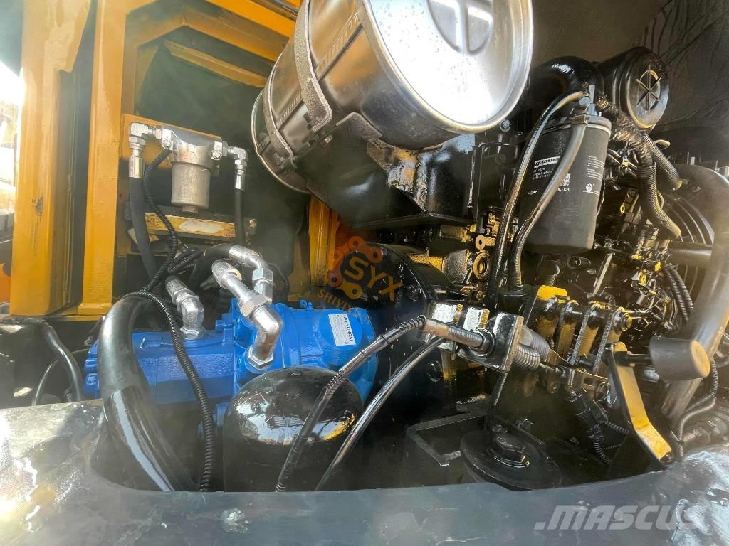 Hyundai 60w Kolesové rýpadlá