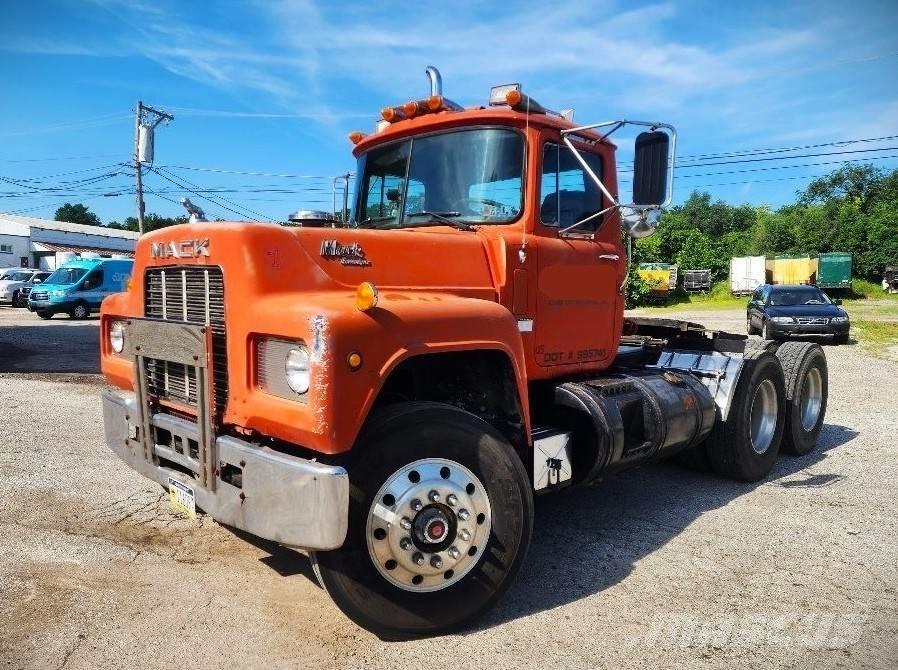 Mack R 688 ST Ťahače