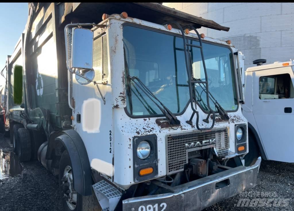 Mack MR600 Smetiarske vozidlá