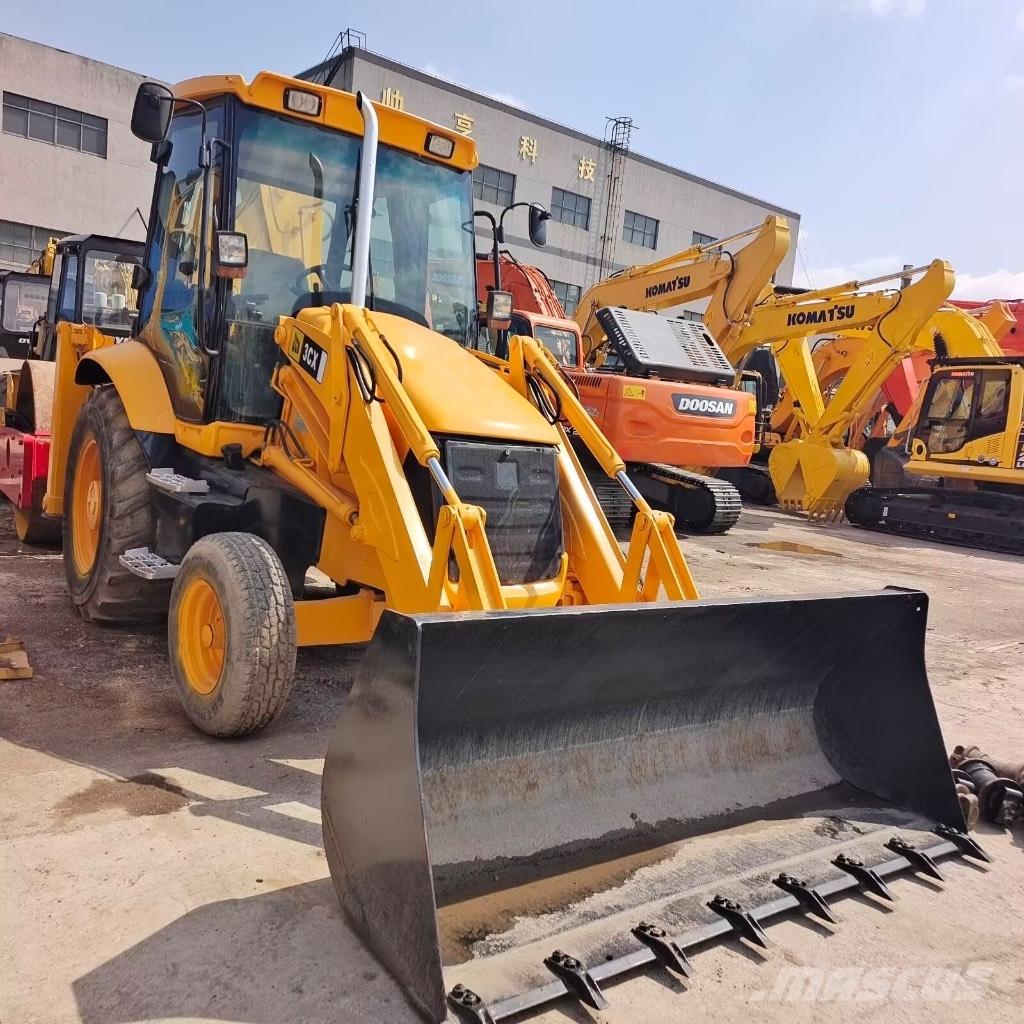 JCB 3 CX Kolesové nakladače