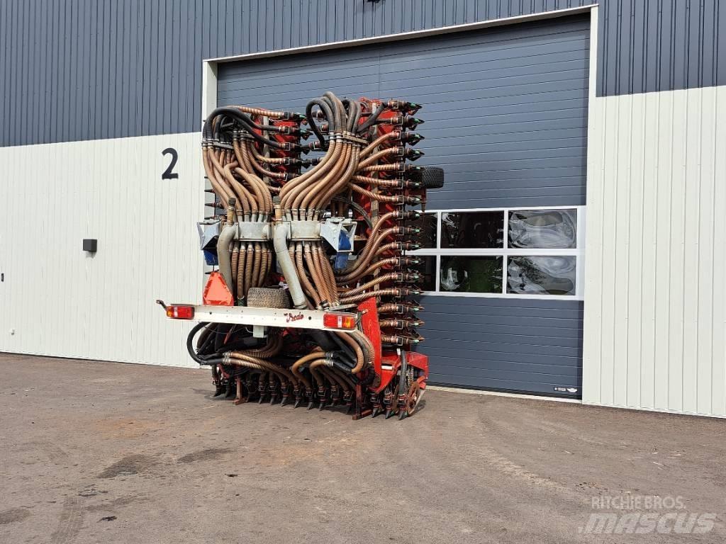 Vredo ZB3-12068 Iné stroje na aplikáciu hnojív a ich príslušenstvo