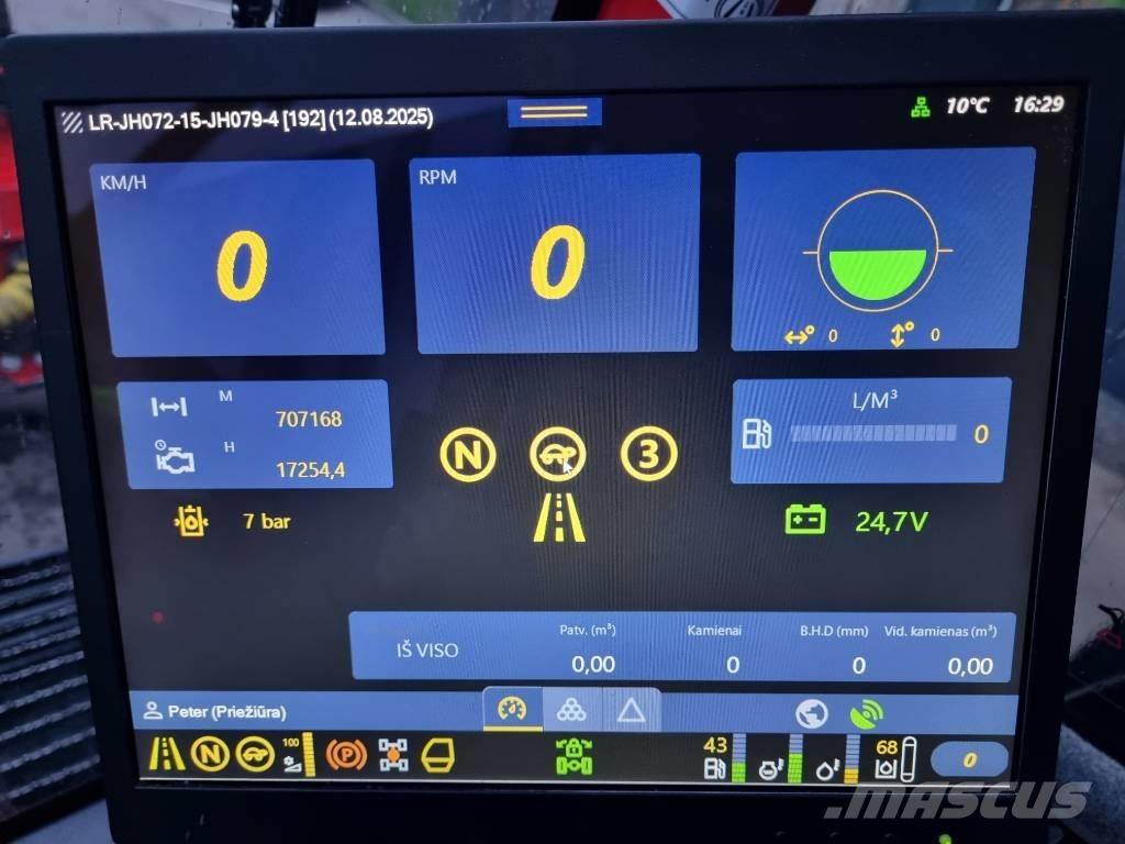 Komatsu 931 XC Harvestory