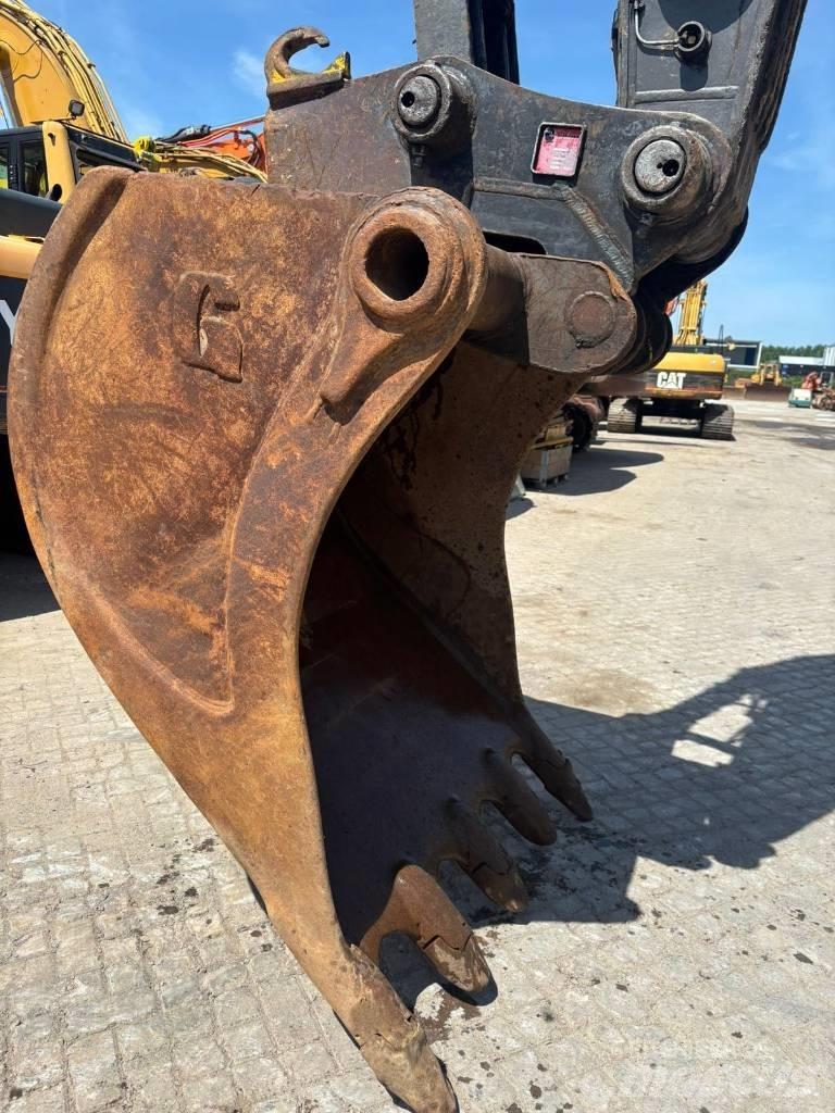 Volvo EC 290 C L Pásové rýpadlá
