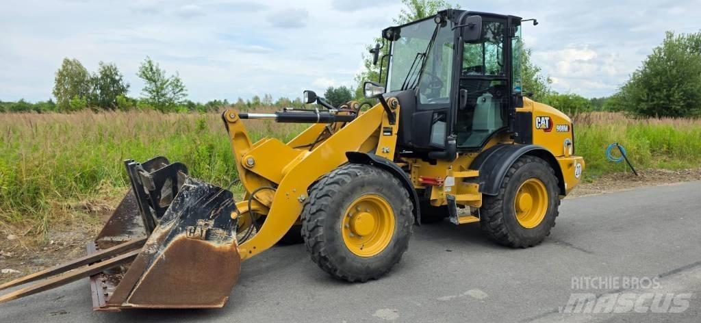 CAT 908 , Cat 908M Kolesové nakladače