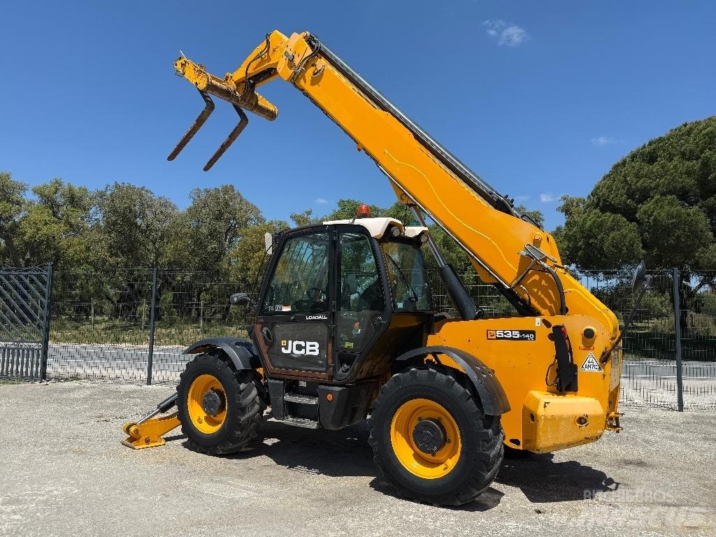 JCB 540-140 Teleskopické manipulátory