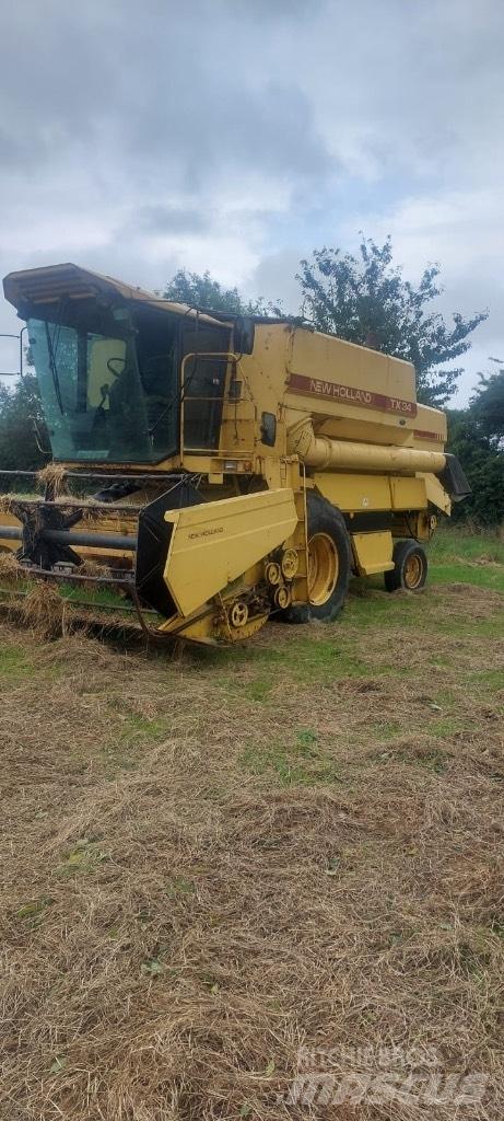 New Holland TX 34 Kombinované zberacie stroje