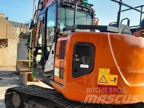 Hitachi ZX 135 US-6 Pásové rýpadlá