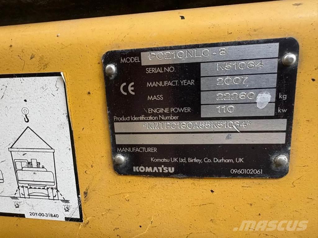 Komatsu PC210LC-8 Pásové rýpadlá
