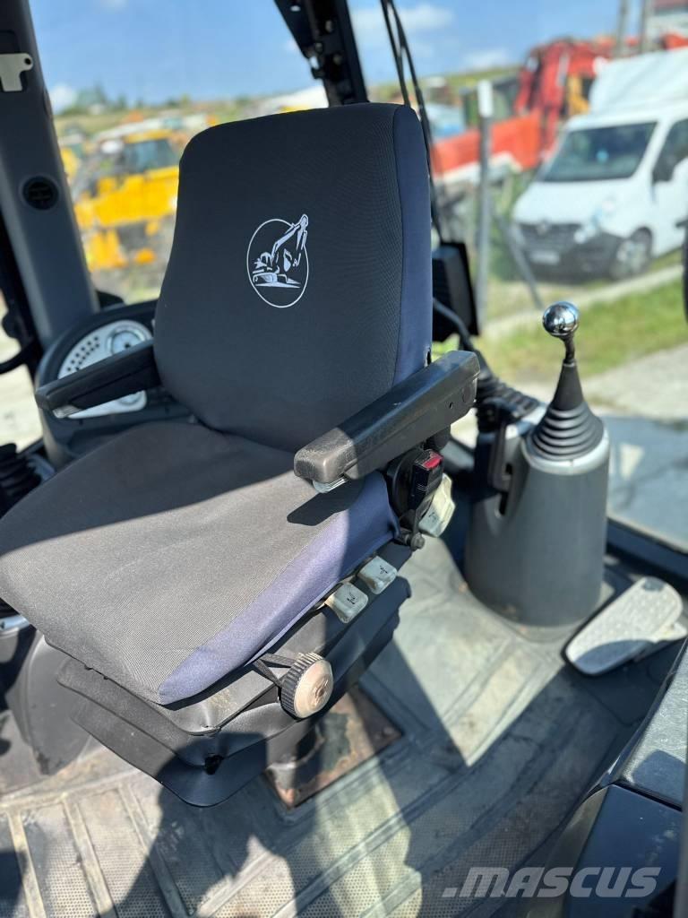 JCB 3 CX Rýpadlo-nakladače