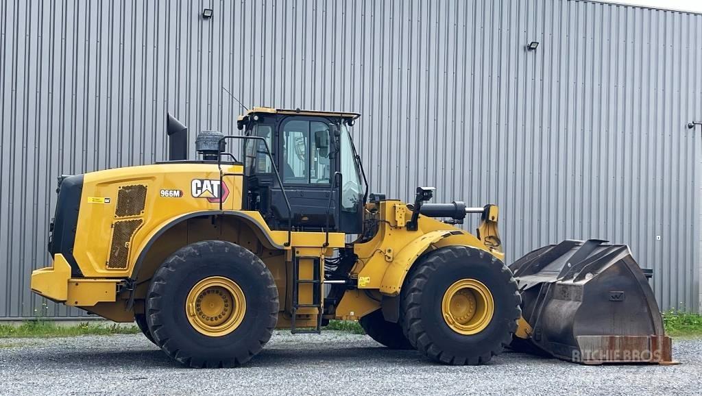 CAT 966 M Kolesové nakladače