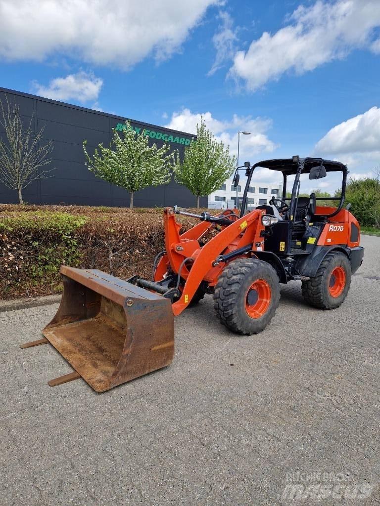 Kubota R 070 Kolesové nakladače