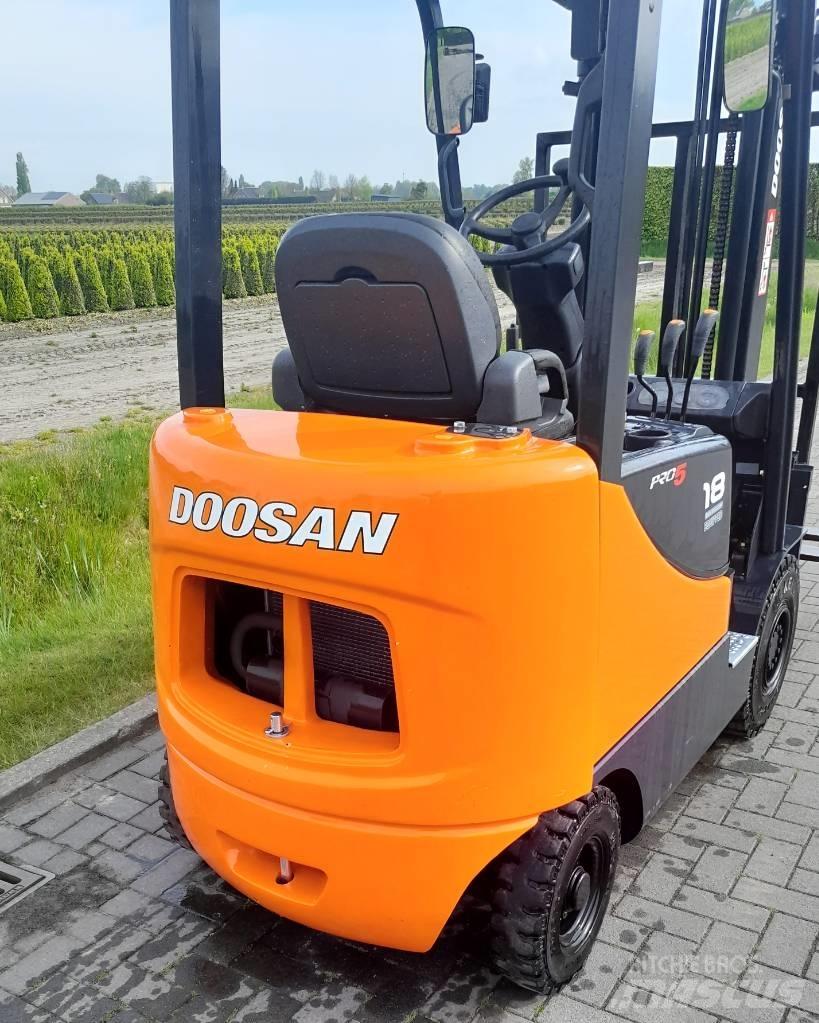 Doosan D18S PRO5 Dieselové vozíky