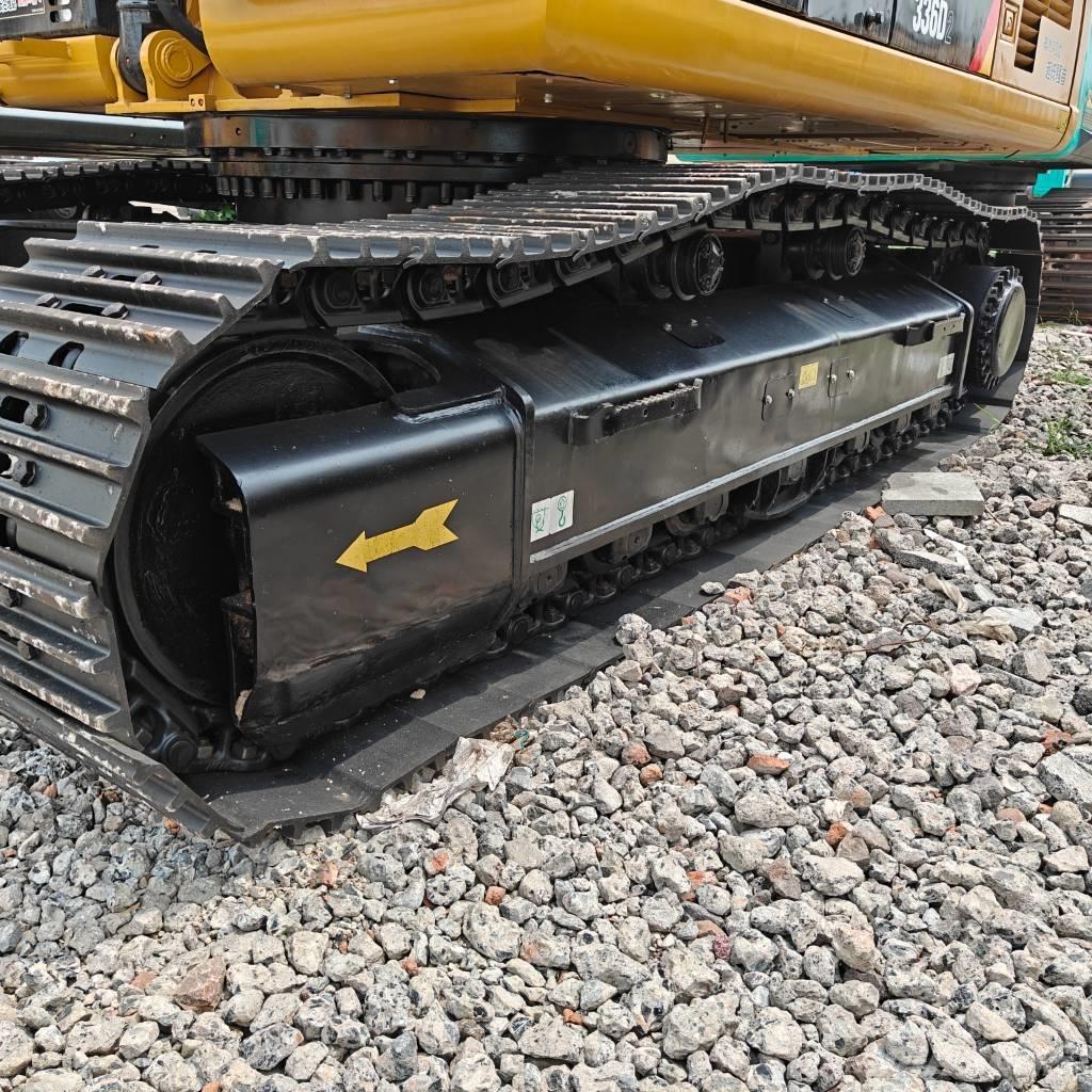 CAT 336D2 Pásové rýpadlá