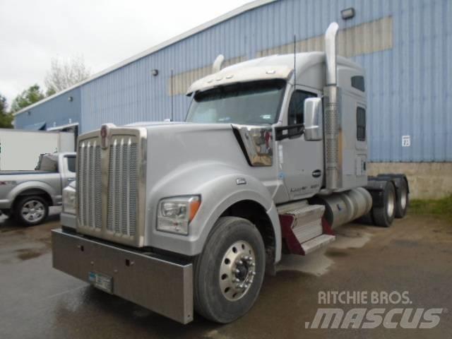 Kenworth W 990 Ťahače