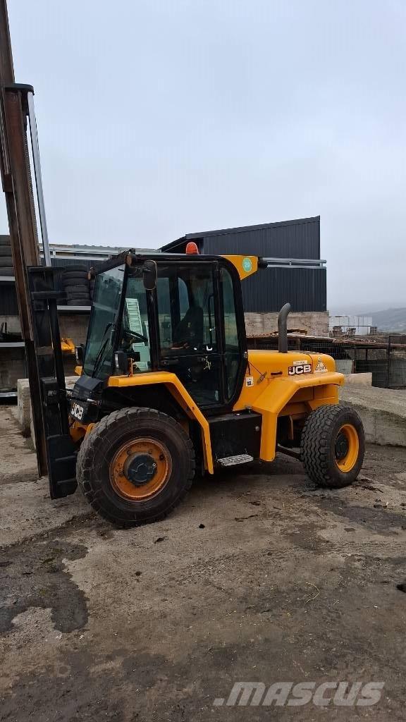JCB 930 Terénne vysokozdvižné vozíky