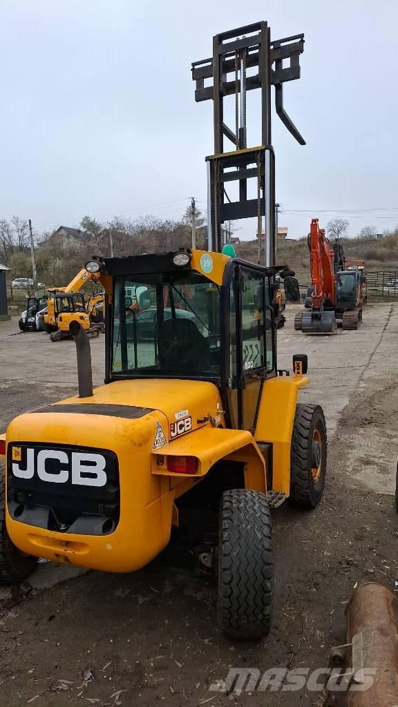 JCB 930 Terénne vysokozdvižné vozíky