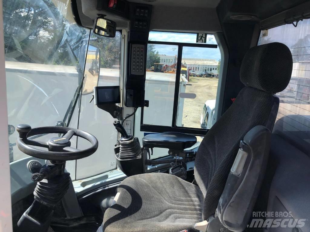 Liebherr L 576 Kolesové nakladače