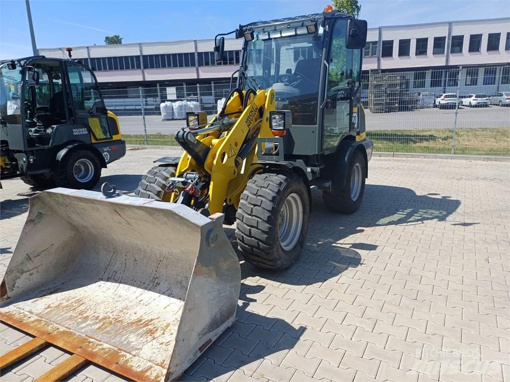 Wacker Neuson WL38 Kolesové nakladače