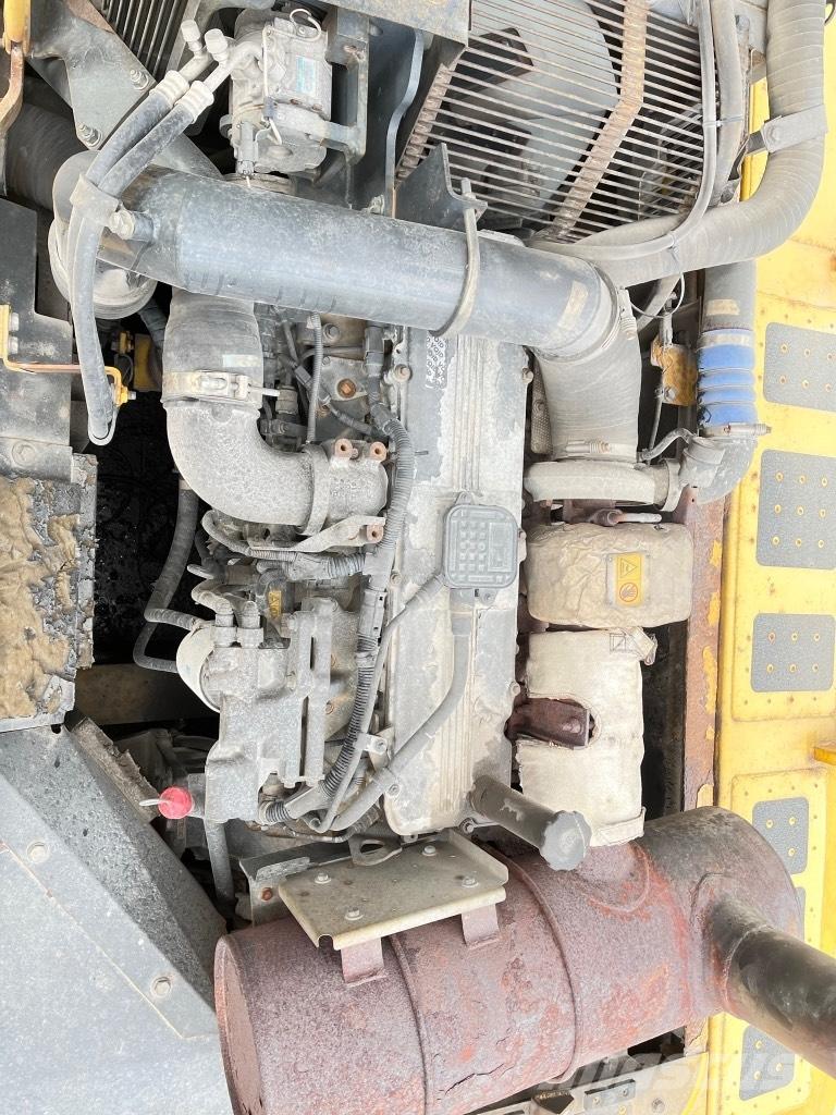 Komatsu PC 350 LC-8 Pásové rýpadlá