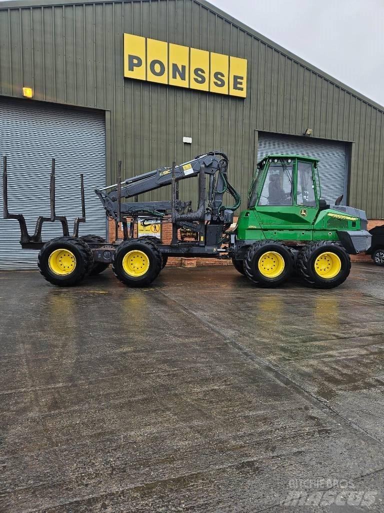 John Deere 1010 G Lesné traktory