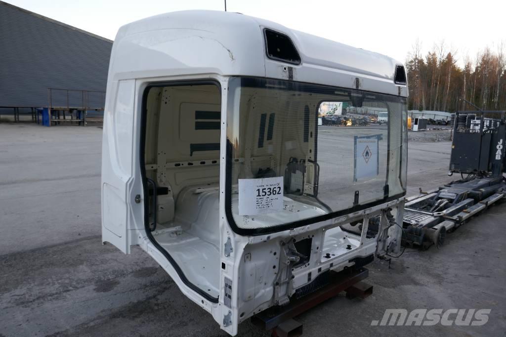 Scania P 410 Kabíny a interiér